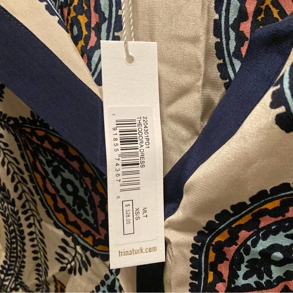 🆕 {trina turk} Theodore Paisley caftan dress •NWT - Picture 3 of 10